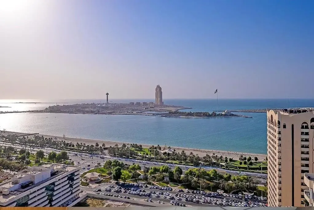 Huge 2 Bedroom Apartment Beach Front Abu Zabi